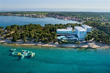 Hotel Pinija, Petrčane